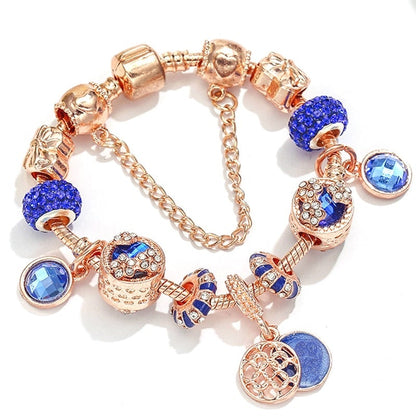 Bracelet en argent rose et cristal bleu.